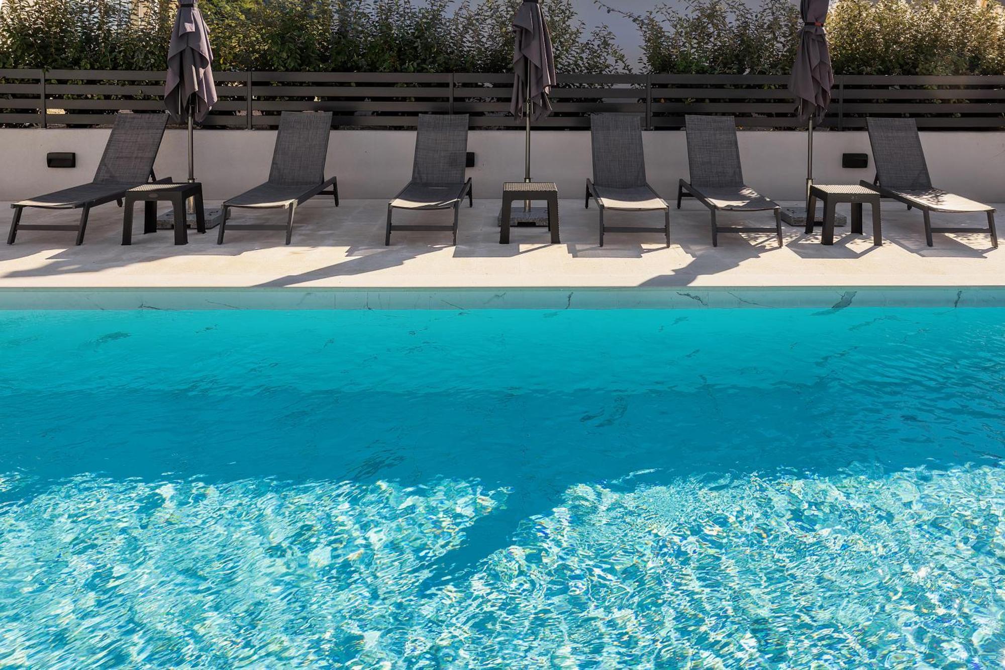 Poolside Apartments Anabella Baska  Luaran gambar